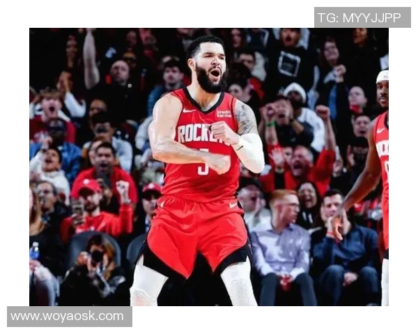 祝贺火箭队！范弗里特现身健身房开练，先从力气练起，康复可谓神速